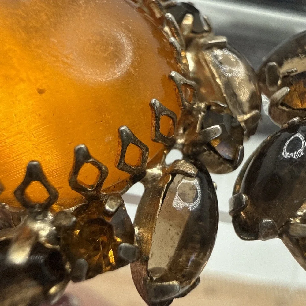 Vintage Weiss Honey Amber High Domed Cabochon Crown Setting Clip On Earrings